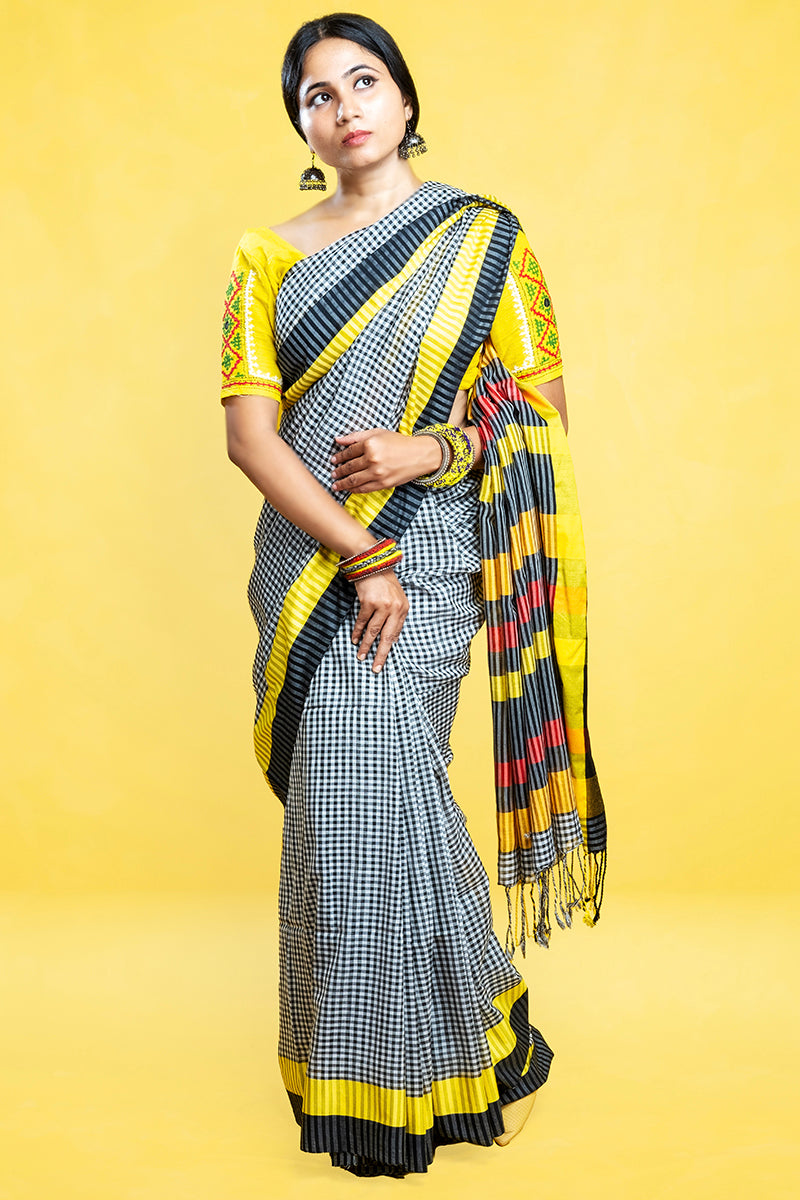 Rekhaon ki Jaal saree - Khadi Buti Saree