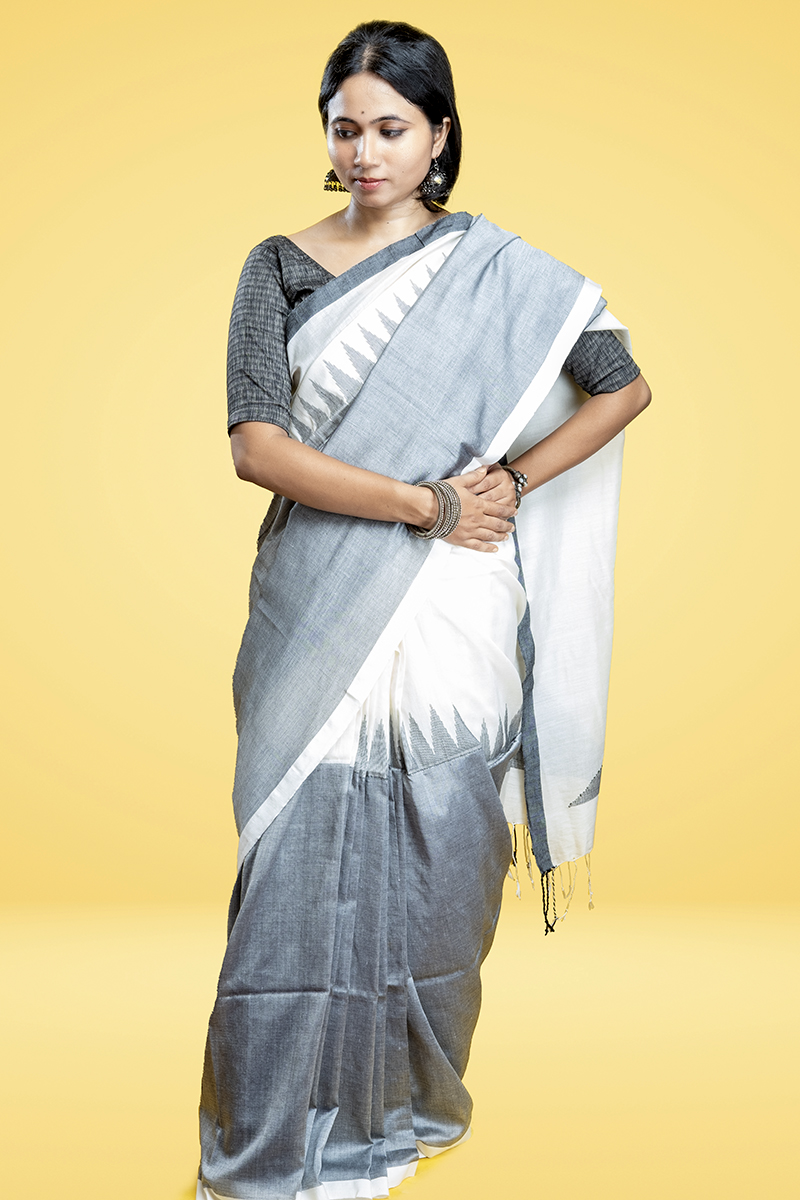 Dhadhakti ki saree