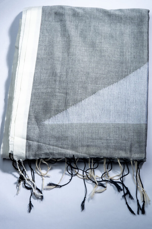 Dhadhakti ki saree - Image 6
